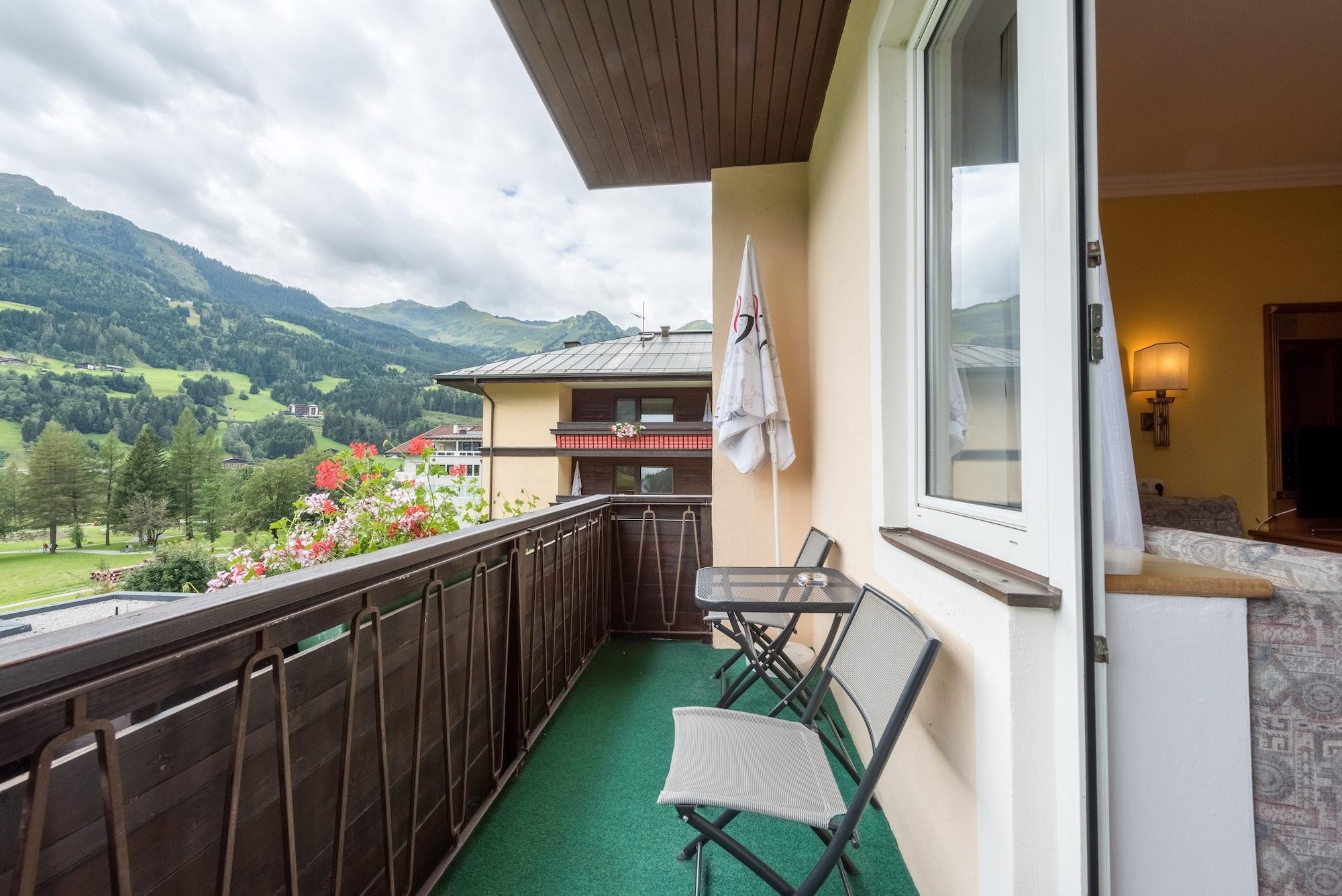 Hotel Germania Gastein - Ganzjaehrig Inklusive Alpentherme Gastein & Sommersaison Inklusive Gasteiner Bergbahnen Bad Hofgastein Ngoại thất bức ảnh